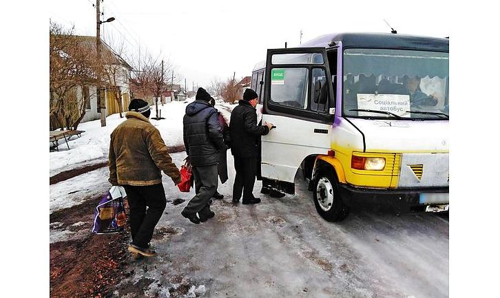 Стаття На Донбасі відновили роботу 13 безкоштовних маршрутів для жителів «сірої зони» Ранкове місто. Донбас