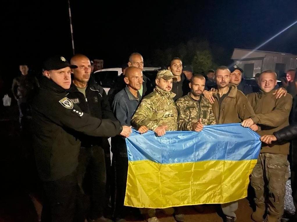 Стаття Україна обміняла Медведчука на 200 наших військових: як вони виглядали до і після полону Ранкове місто. Донбас